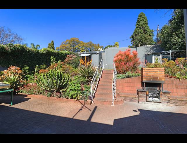 2 BEDROOM HOUSE FOR SALE IN WESTDENE